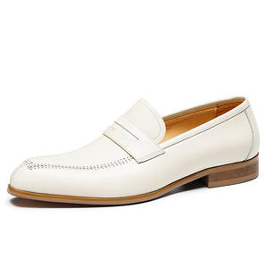 Chaussures habillées blanches pointues de luxe pour hommes - design imperméable haut de gamme - idéales pour les mariages, les fêtes et le travail - Product Image 1