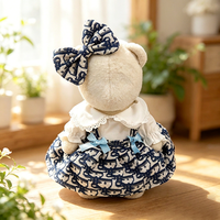 [Uniquement en tissu] Tenue pour poupée Lina Bear de taille moyenne 30 cm - Robe florale bleue et blanche avec nœud, ensemble chemise blanche, accessoire pour poupée
