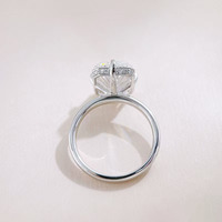 Bague de Mariage de Luxe Léger et Simple en Or Blanc 18K avec Diamant de Laboratoire Grand Carat Taille Radiant pour Femme