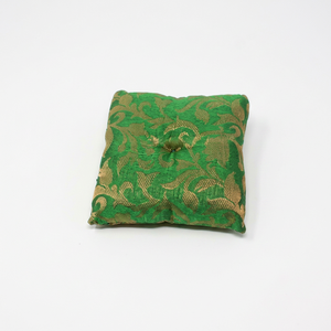 Coussins carrés faits main en soie et métal plaqué or, motif floral, imprimés en typographie, pour bol chantant, tailles de 4 à 6 pouces - Product Image 1