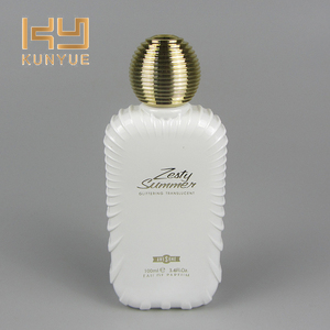 Flacons de pulvérisation de <span class=keywords><strong>parfum</strong></span> en verre noir arabe de luxe rectangulaire 100ml avec capuchon noir pour hommes - Product Image 6