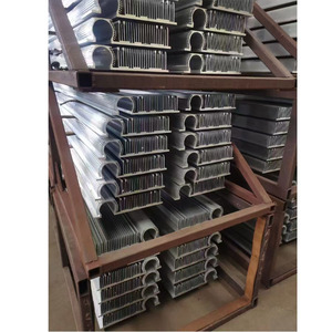 โปรไฟล์อะลูมิเนียมทรงกลม ระบายความร้อน โลหะผสม 6063 ฮีทซิงค์สำหรับไฟ LED ใช้ในอุตสาหกรรม สีเงิน - Product Image 1