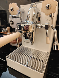 มีสินค้าพร้อมจัดส่งด่วน <span class=keywords><strong>เครื่อง</strong></span>ชงกาแฟ LELIT <span class=keywords><strong>Mara</strong></span> X ระบบหม้อต้มแบบซ้อน 1 หัวชง ปั๊มแบบสั่นสะเทือน ระบบ E61 - Product Image 2