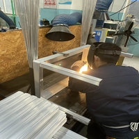 Fabrikneue Wandmontierte Schweiß-AC-Halterung L-Klammer Edelstahl-Regalhalterung Aluminiumlegierungshalterung für Betten