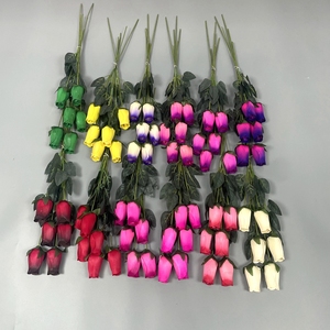 Cadeau de maison artisanat décoratif fait à la main couleurs vives fleurs sèches naturelles grand bouquet de bourgeons de roses en bois avec tige en fer - Product Image 2