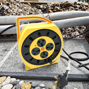 Carrete de Cable de Extensión Retráctil Universal de 50M, Cables de Extensión Eléctricos Industriales para Exteriores, Enchufe Universal para Reino Unido e Italia - Product Image 3