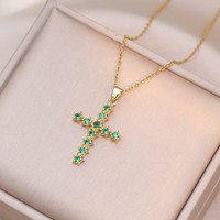 Collar con Cruz de Circonitas Cúbicas Coloridas, Chapado en Oro de 18K, Acero Inoxidable Antideslustre, Joyería para Mujer