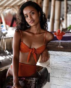 Bikinis <span class=keywords><strong>de</strong></span> diseño Sexy para mujer, traje <span class=keywords><strong>de</strong></span> baño personalizado con patrón <span class=keywords><strong>de</strong></span> lunares ondulados, Bikini corto <span class=keywords><strong>de</strong></span> mujer <span class=keywords><strong>2023</strong></span> - Product Image 1