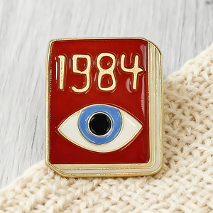 Pin Aksesoris Serbaguna Fashion, Emblem Logam Modern Berlapis Enamel Keras, Desain Buku Kreatif Baru 1984,  untuk Tas Ransel dan Pakaian - Product Image 1