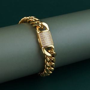 Pulseras de Eslabones Cubanos de Acero Inoxidable, Joyería Estilo Miami, Chapado al Vacío PVD en Oro de 18K, Botón con Diamantes de Circonita - Product Image 2