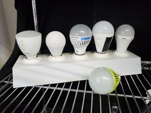Rechargeable LED Emergency Bulb with <b>Remote</b> <b>Control</b>, Battery Backup LED <b>Light</b> for Home Emergency and Camping - Product Image 4