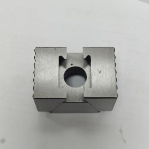 Étau à coin CNC pour usinage industriel, mâchoires à surface dentée, mini étau à coin de précision, étau modulaire simple <span class=keywords><strong>M8</strong></span> 10 12, dispositif de fixation - Product Image 5