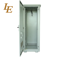Gabinete de Acero Laminado en Frío SECC con Recubrimiento en Polvo RAL7035SN IEC297-2, Impermeable IP65, para Aire Acondicionado en Exteriores, 42U, en Stock