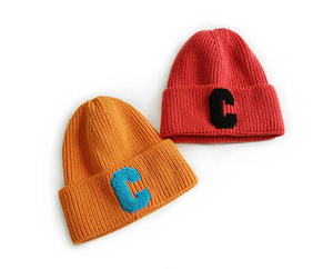 <span class=keywords><strong>Bonnet</strong></span> en éponge tricoté en acrylique pour femmes de grande vente Logo de broderie personnalisé Style à carreaux de couleur unie - Product Image 3