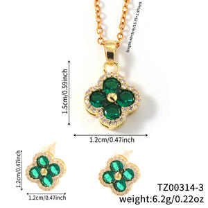 Set Perhiasan Berlapis Emas 18k dengan Empat Daun Semanggi, Kalung dan Anting Zirkonia Kubik, Perak Tembaga, Perhiasan Fashion Berkualitas untuk Wanita - Product Image 3