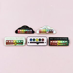 Broche à expressions émotionnelles coulissantes pour la modification de l'humeur sociale, badge en métal créatif, accessoire de décoration au design de niche - Product Image 2