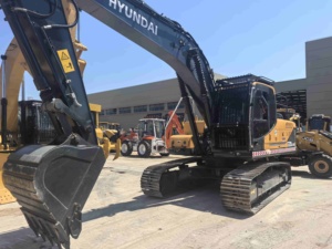 Excavatrices sur chenilles Hyundai R220LC-9T d'occasion à bas prix, parfaitement fonctionnelles, 20 tonnes, occasion - Product Image 5