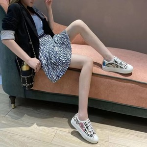 Baskets en toile à semelle épaisse brodées de la marque D-Brand, de luxe et de créateur, mocassins décontractés à imprimé lettres, chaussures de skate style preppy en peau de mouton - Product Image 4