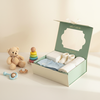 Boîtes cadeaux pliantes en forme de livre pour bébé, biodégradables, imperméables, personnalisées en gros, avec fenêtre et fermeture magnétique, finition brillante