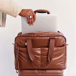 Free Sample Luxury Custom Logo Expandable Crossbody Shoulder <b>Travel</b> Weekender <b>Tote</b> Quilted Puffer Gym Duffle Bag - Product Image 6