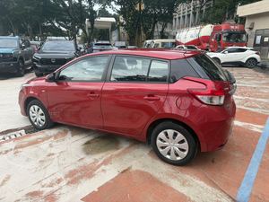 Usato per <span class=keywords><strong>YARiS</strong></span> modello 2015 1.5L Automatic Dynamic Edition Guida a Sinistra Emissioni Euro V Documenti di Esportazione Completi per l'Africa - Product Image 3