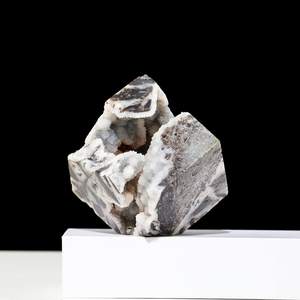 Vente en gros de cubes de sphalerite uniques, décorations en cristal de géode, pierres de guérison Feng Shui pour la décoration de la maison - Product Image 4