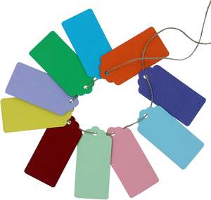 Hang tag moderni per abbigliamento di fascia alta con <span class=keywords><strong>grafica</strong></span> audace e <span class=keywords><strong>tipografia</strong></span> raffinata - Product Image 1