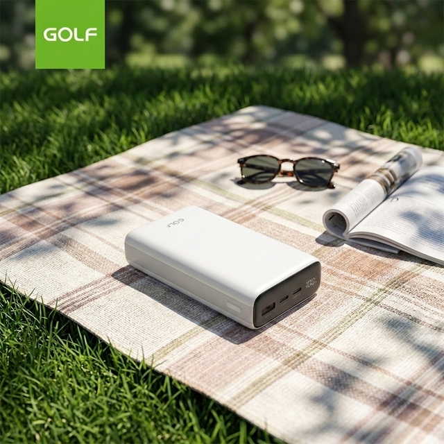 20000mAh Power Bank Fast Charging PD 20W LCD Digital Display Wholesale O E M Custom Logo Big Capacity Portable Power Station