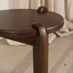 Mesa Auxiliar Moderna |   Mesa Auxiliar Redonda para Sala de Estar, Dormitorio, Cocina y Baño |   Mesa de Teléfono Esquinera con Madera de Mango - Product Image 4