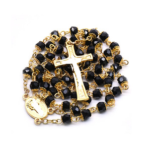 Collier chapelet Fatima en cristal noir 4x6mm avec croix dorée, bijoux religieux pour cérémonies - Product Image 1