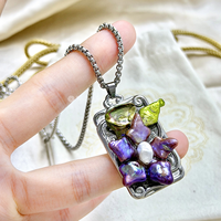 Collier de perles baroques d'eau douce naturelles, pendentif vintage inaltérable, chaîne en acier titane électroplaqué, cadeau unisexe tendance