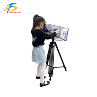 Skyfun Machine VR compacte à visionnement à 360 degrés pour enfants, thème Espace/Monde des Dinosaures, jeu de tir à bas prix avec 11 jeux