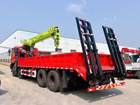 Camion de pose de grue à flèche hydraulique Dongfeng CLW 15T avec moteur et pompe intégrés sur remorque à plateau