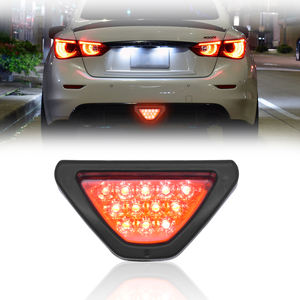 Feu Stop Arrière Sportif <span class=keywords><strong>de</strong></span> Style Triangle Flash pour Voiture – Troisième Feu Stop <span class=keywords><strong>de</strong></span> Sécurité – Lampe <span class=keywords><strong>de</strong></span> Signalisation d'Alarme pour Véhicule - Product Image 1