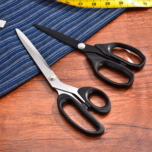 Tijeras de sastre de fábrica de 25.3 cm, de acero inoxidable ennegrecido, para cortar tela, hechas en Yangjiang - Product Image 5