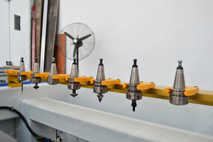 Routeur CNC série A6 avec scie à guidage automatique, <span class=keywords><strong>broche</strong></span> 9,0 kW, magazine linéaire 8 outils, haute vitesse 75 m/min pour le travail du bois - Product Image 5