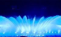 Fontaine d'eau avec projection holographique 3D, colonne d'eau de 110 m de long, projecteur HD, écran d'eau, film