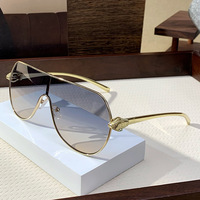 Nouvelles Lunettes de Soleil Tendance Oversize à Verre Unique Unisexe Grande Monture Luxe Forme Spéciale Pilote Métal Protection UV400