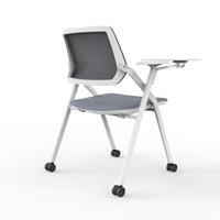 Chaise de formation pliable moderne avec tablette d'écriture, chaise de bureau à dossier en maille sur roulettes pour salle de conférence, école, université