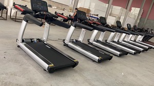 Cintas de Correr Motorizadas Eléctricas de Alta Calidad con Pantalla LED, Inclinación Automática y Garantía de 15 Años para Gimnasios Comerciales - Product Image 3