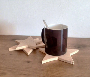 Ensemble de sous-verres en bois naturel faits à la main pour la maison, la cuisine, la table à manger, les tasses à café, les mugs à thé, les supports à boissons, décoration de table en bois - Product Image 3