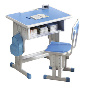 طاولة مدرسية معدنية جديدة مع كرسي قابل لضبط الارتفاع، أثاث معدني للفصول الدراسية، مناسب لدراسة الأطفال في المرحلة الابتدائية. - Product Image 4