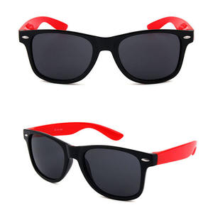 2024 <span class=keywords><strong>occhiali</strong></span> <span class=keywords><strong>da</strong></span> <span class=keywords><strong>sole</strong></span> unisex a specchio polarizzati 2140 <span class=keywords><strong>RB</strong></span> classici più venduti con stampa logo personalizzata - Product Image 5