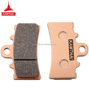 Plaquettes de frein à disque avant en carbone céramique pour KTM Duke <span class=keywords><strong>125</strong></span> 200 390 Remplacement de vélo de rue de haute qualité - Product Image 3