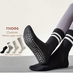 Yilong high quality anti slip fuzzy designer compression cotton sport yoga custom yoga pilates socks anti slip logo women