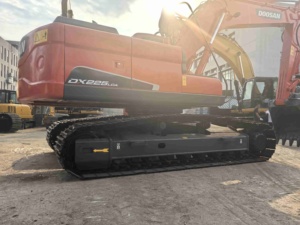 รถขุดมือสอง Doosan DX225LC-9c รุ่นปี 2023 สภาพดี เครื่องยนต์ Doosan แท้ น้ำหนัก 22.5 ตัน กำลัง 124 กิโลวัตต์ ขาย - Product Image 3