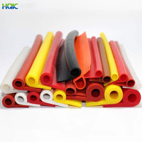 Bande d'étanchéité pour four à haute élasticité fournie en usine Bande d'étanchéité en caoutchouc pour profilé en silicone personnalisé pour armoire à vapeur