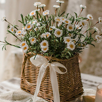 Fleurs artificielles de marguerites pour la décoration de table, en gros, pour Noël, Pâques, la remise des diplômes, la Saint-Valentin, le Nouvel An, Halloween