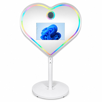 Photomaton en forme de cœur de 21,5 pouces avec flight case, mini PC Core i5 6ème génération, 8 Go, SSD 256 Go, Windows pour location événementielle