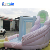 Maison de rebond en PVC de couleur pastel toboggan gonflable piscine enfants fête en plein air château plein d'entrain avec fosse à balles et toboggan à vendre